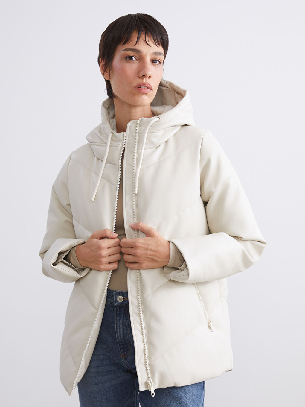 Hooded Women's Puffer Coat