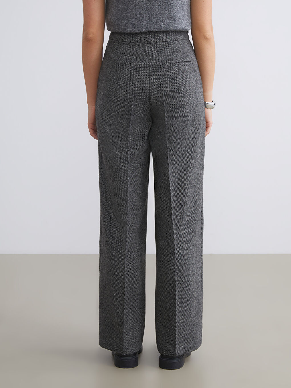 Woman ANTHRACITE Trousers-3
