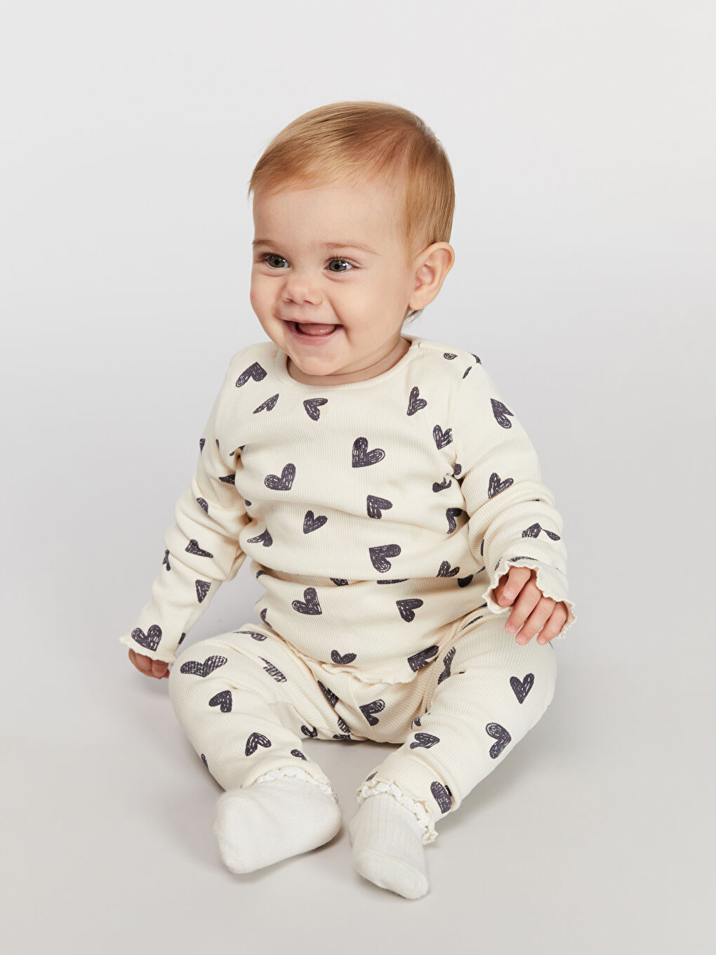 Heart Printed Baby Girls' Pyjama Set-2