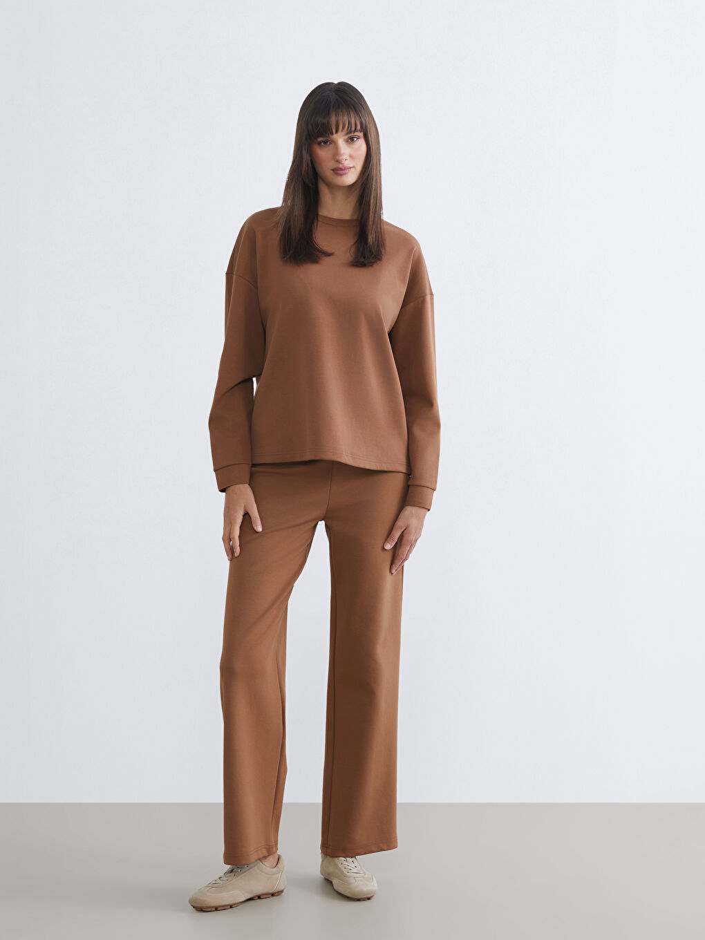 Women's Sweatpants with Elastic Waist