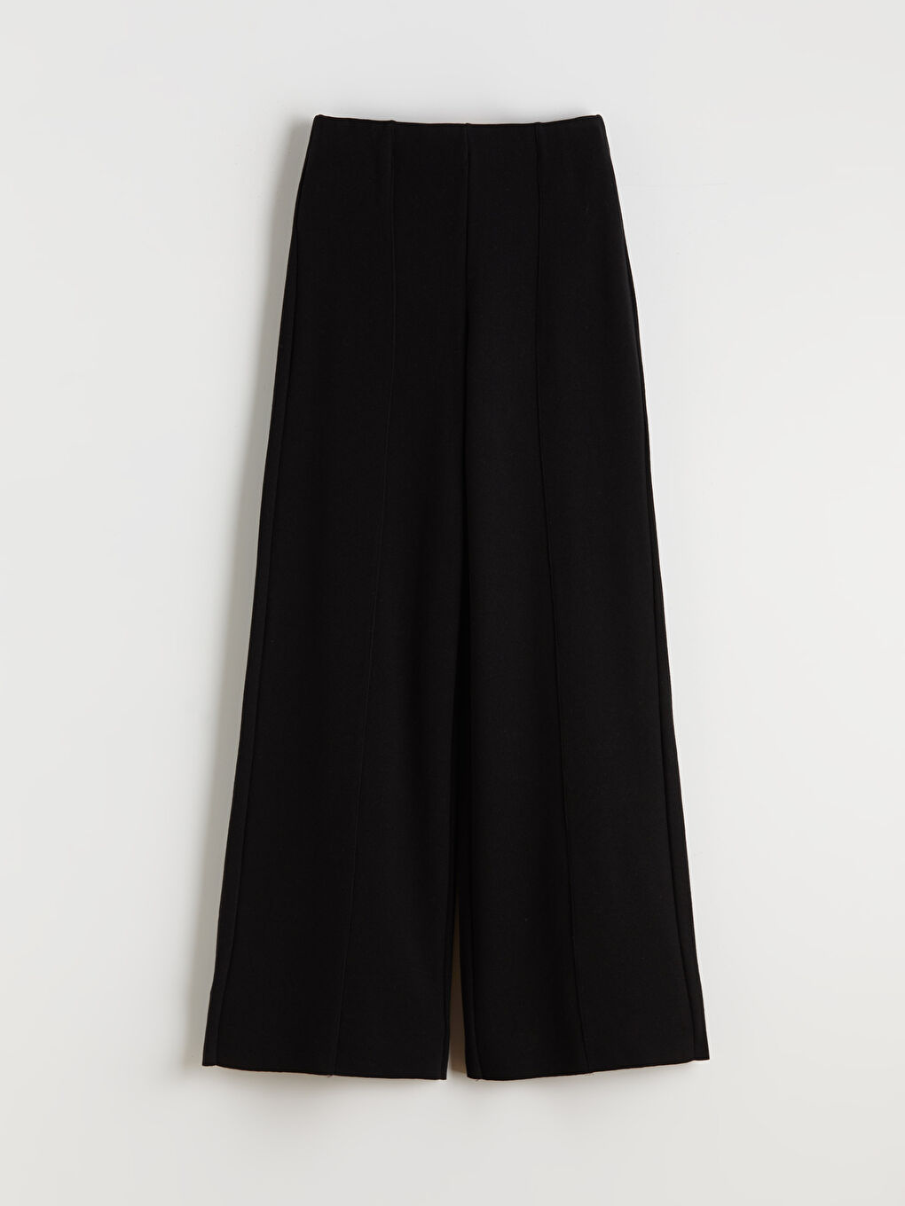 Siyah Beli Lastikli Geniş Paça Kadın Pantolon-4