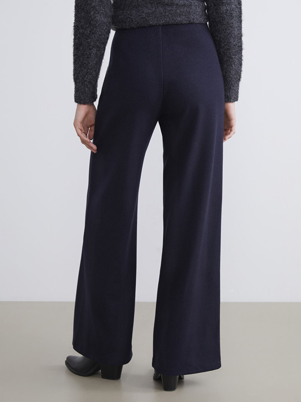 Elastic Waist Wide Leg Women's Trousers-3