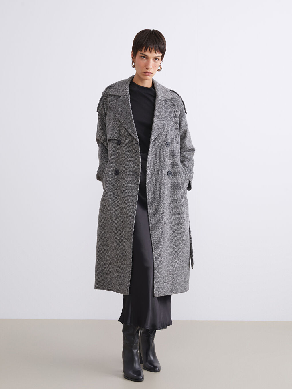 Gri Ceket Yaka Desenli Oversize Kadın Kaşe Kaban-1