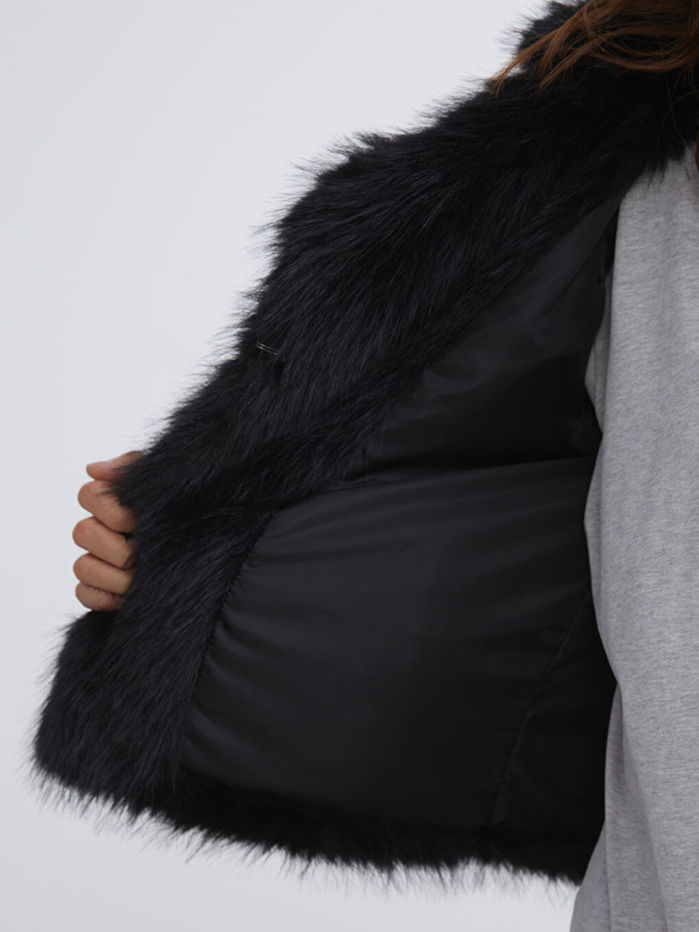Siyah Ceket Yaka Kadın Kürk Mont-3