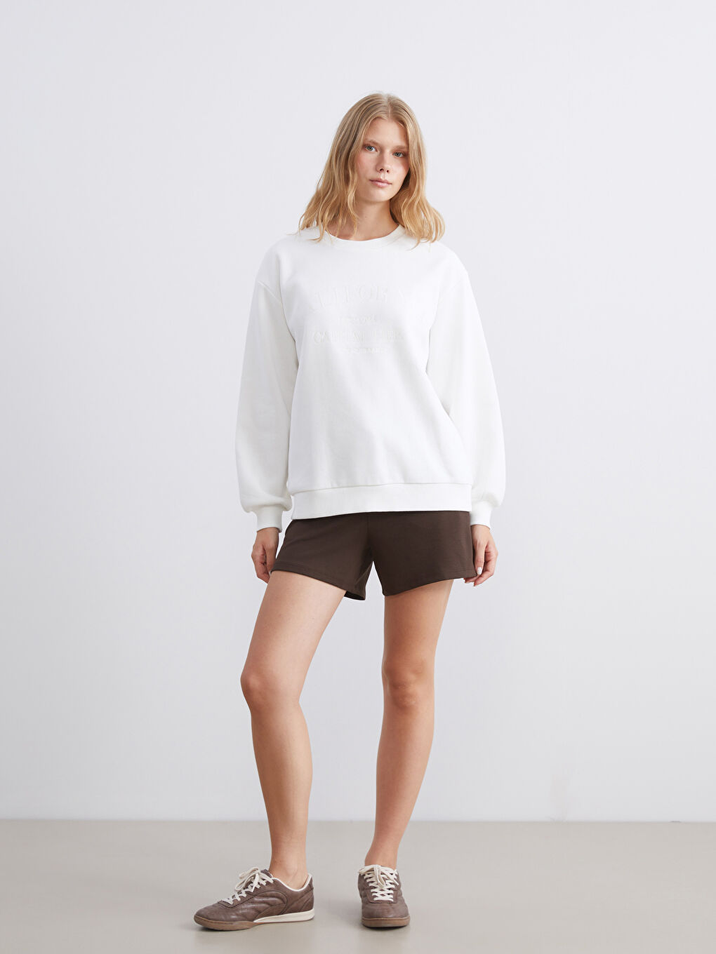 California Embroidered Oversize Women's Thick Sweatshirt-1