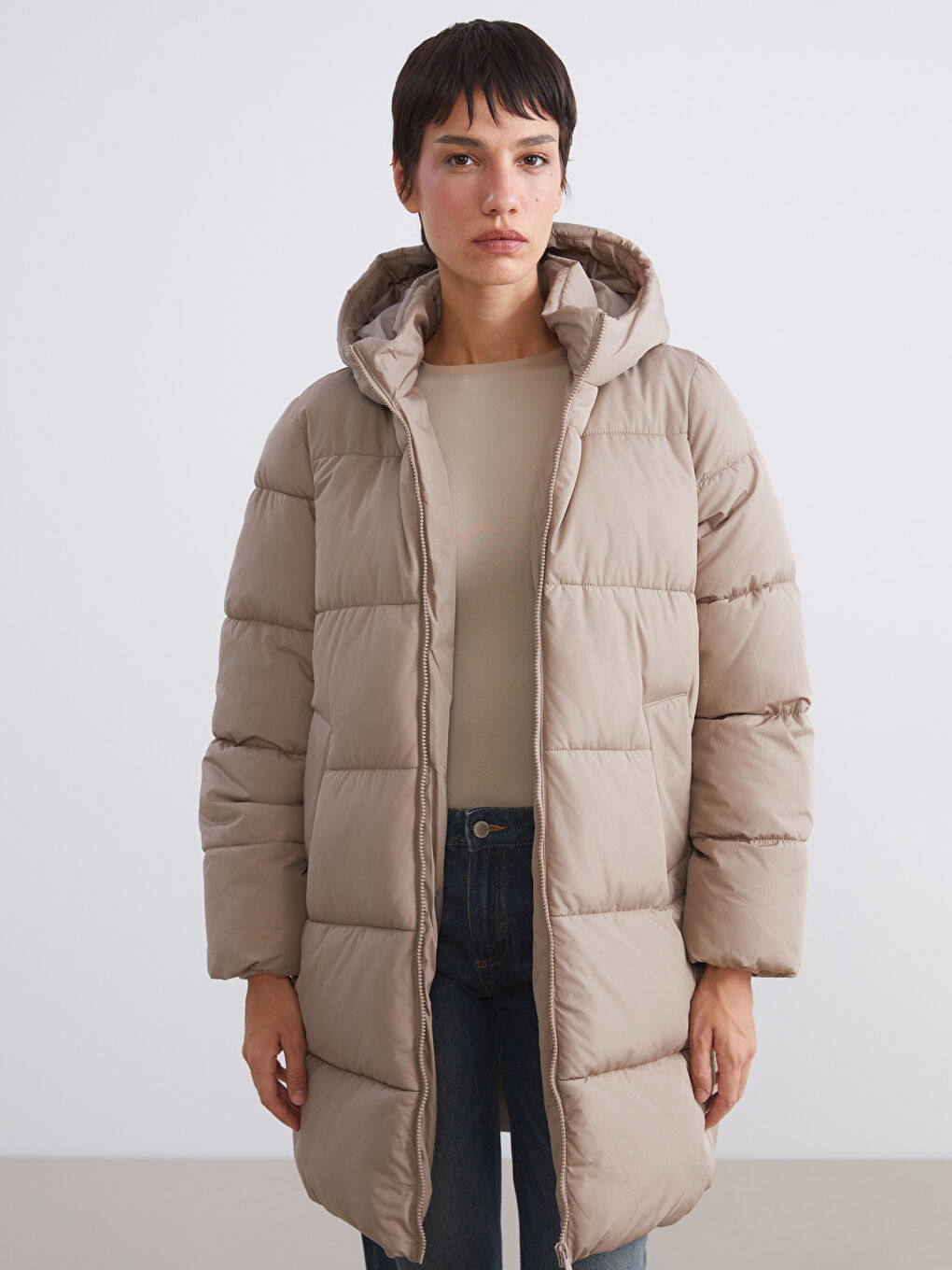 Women's Hooded Plain Puffer Coat-2