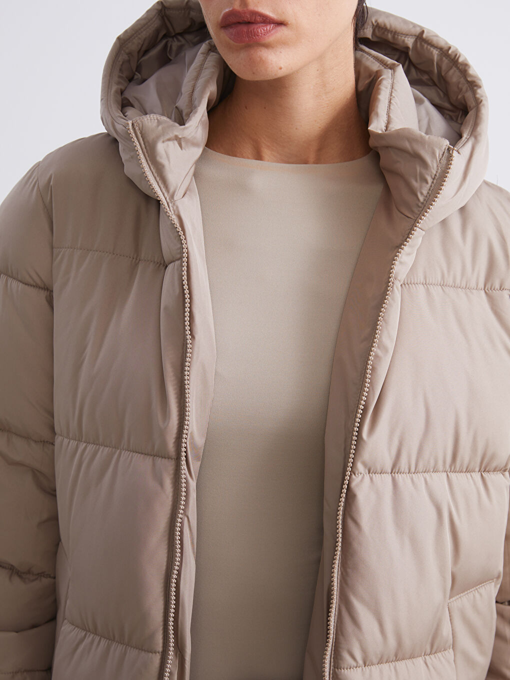 Women's Hooded Plain Puffer Coat-4