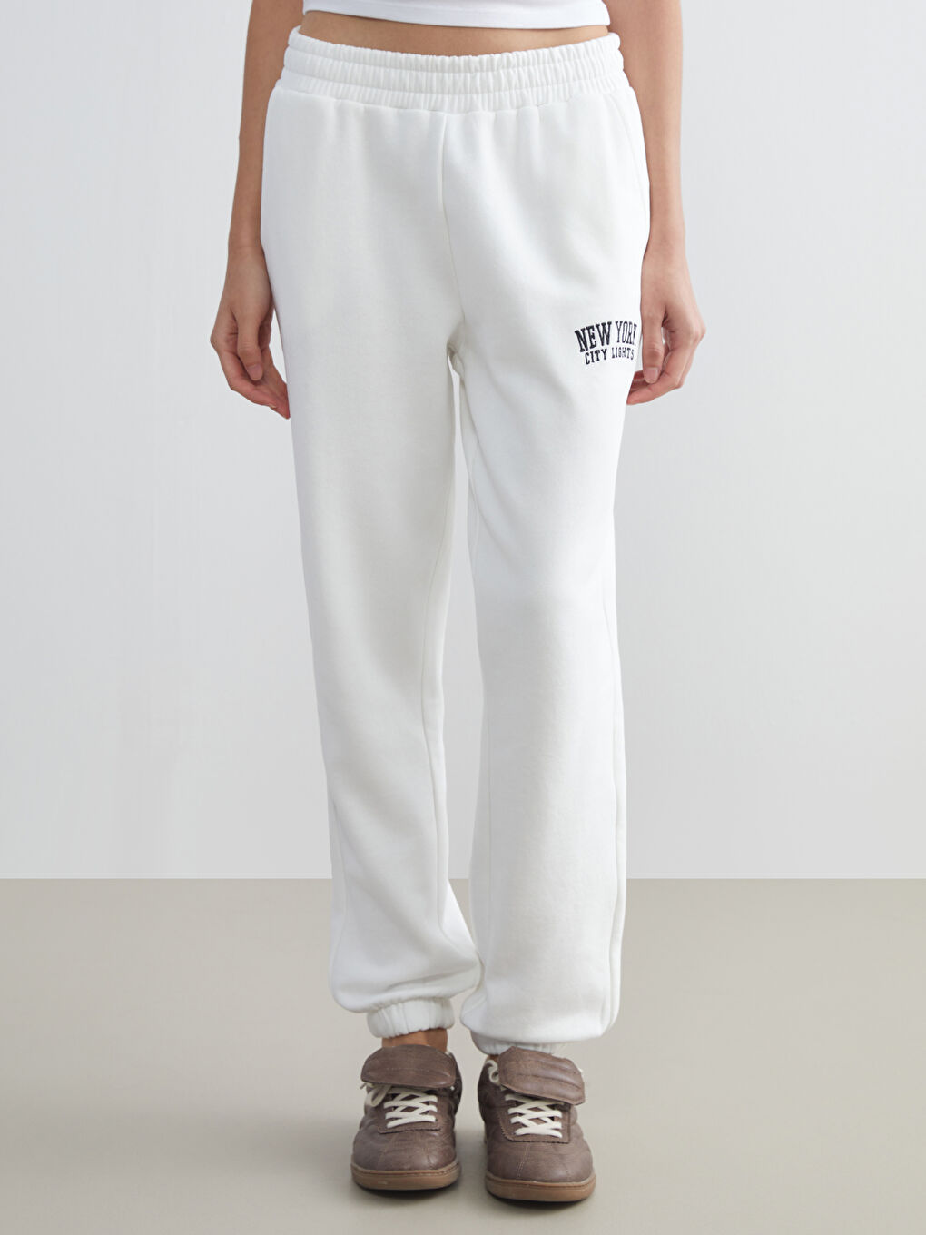 XSIDE Woman ECRU Jogger Sweatpants -W5BV39Z8-R9J