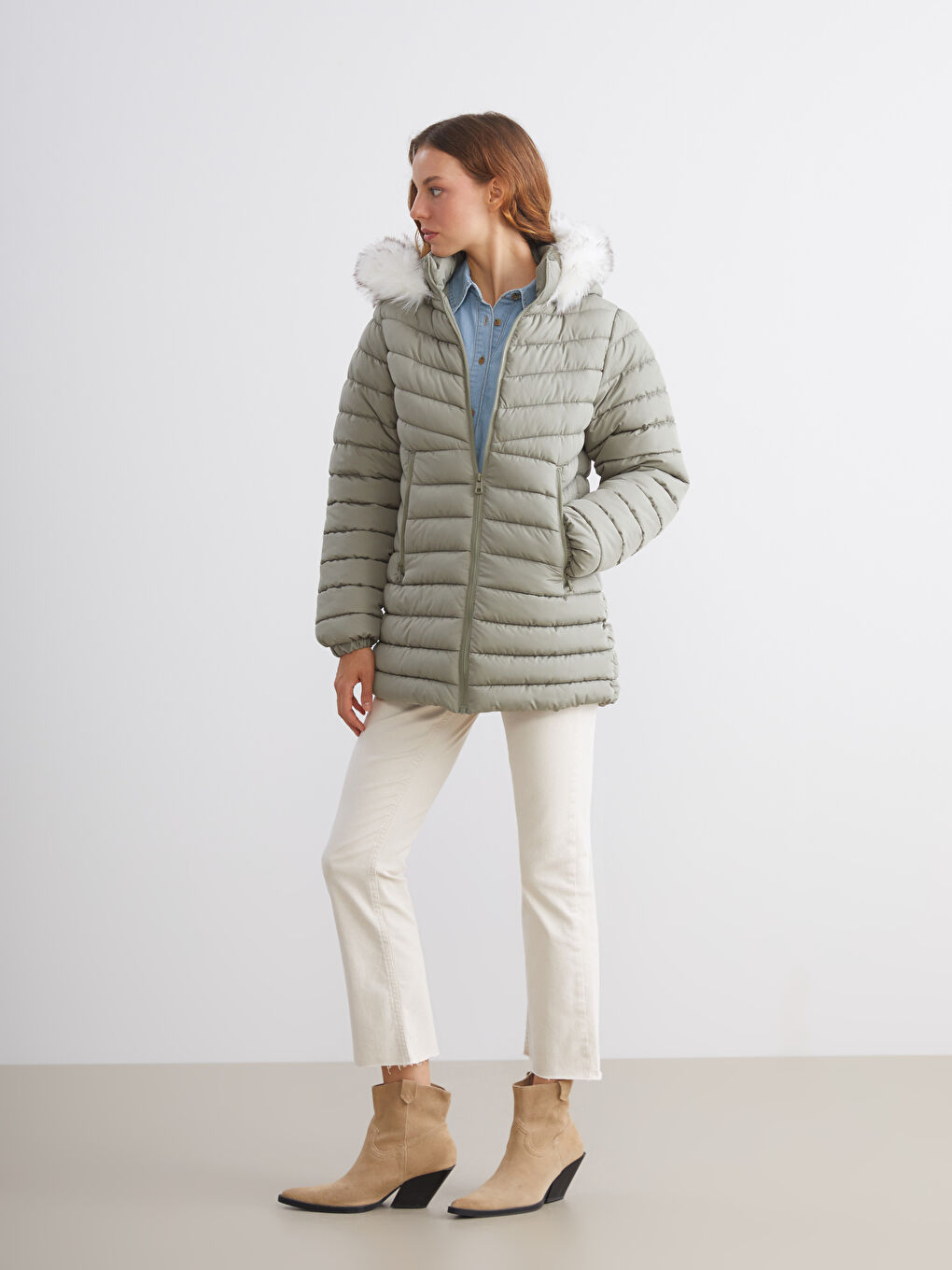 Hooded Women's Puffer Coat-1