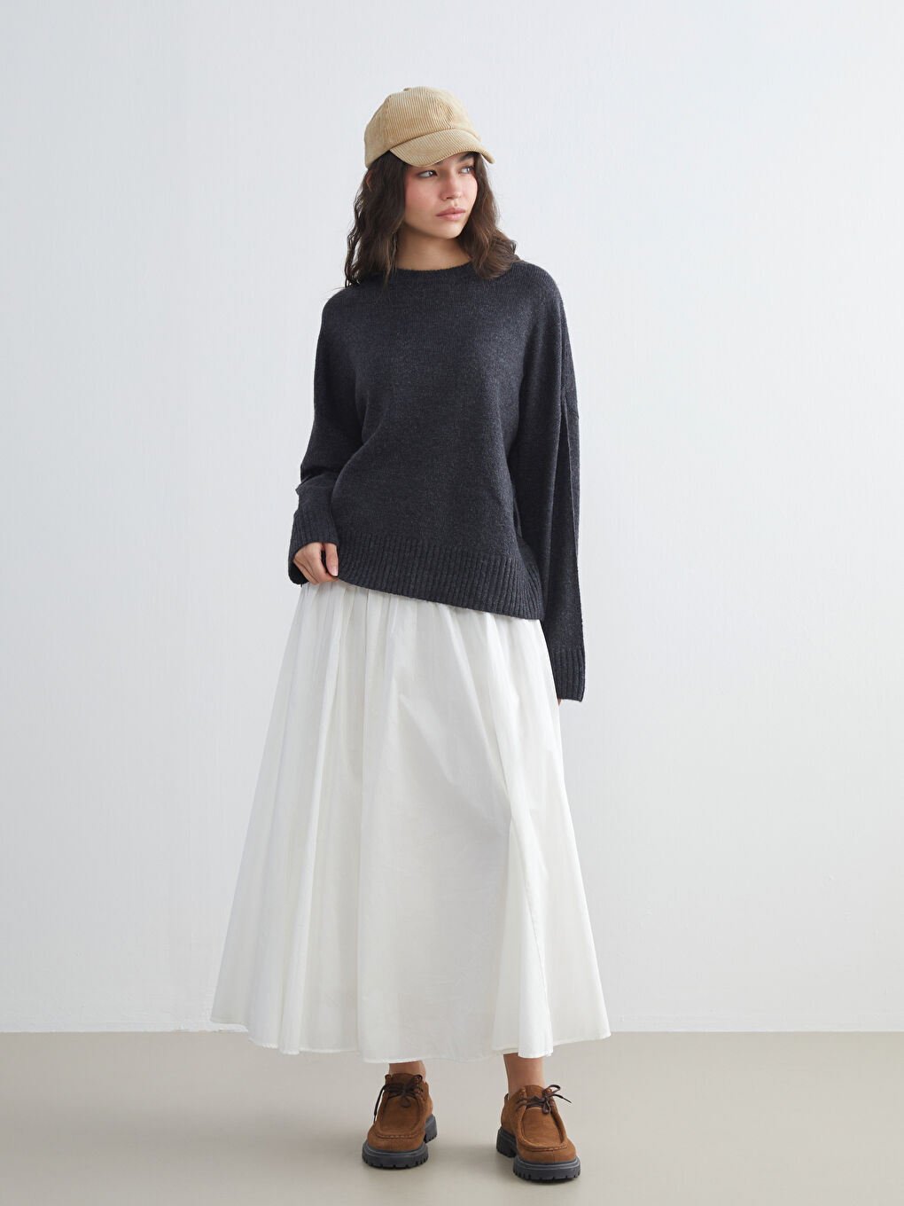 Crew Neck Oversize Women's Knitwear Sweater-1