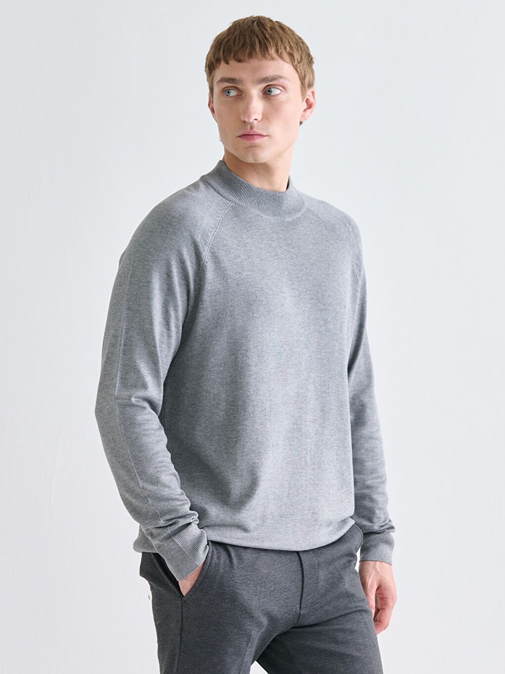 Half Turtleneck Men's Knitwear Sweater-1