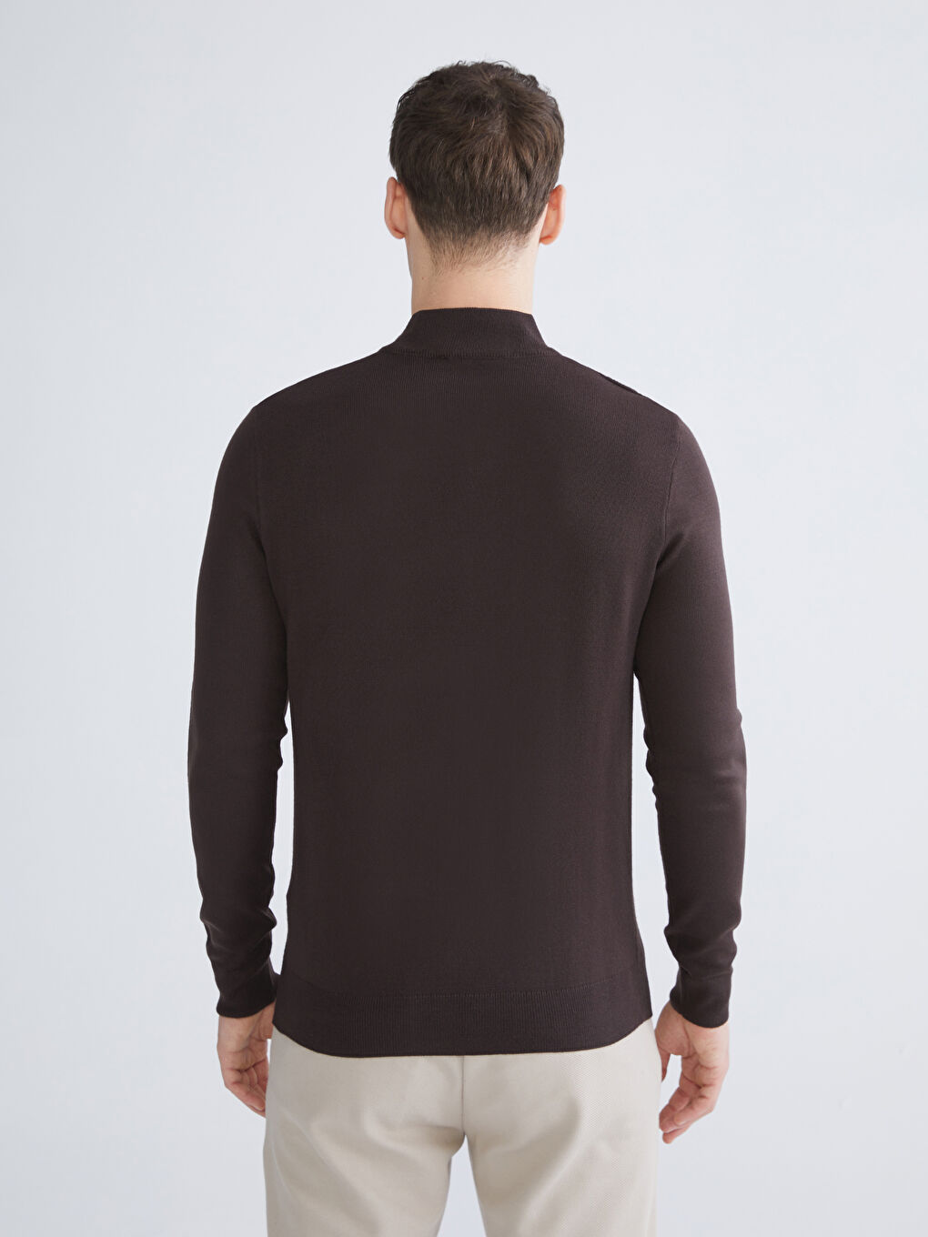 ნახევრად მაღალყელიანი მამაკაცებისთვის ტრიკოტაჟის სვიტერი-3