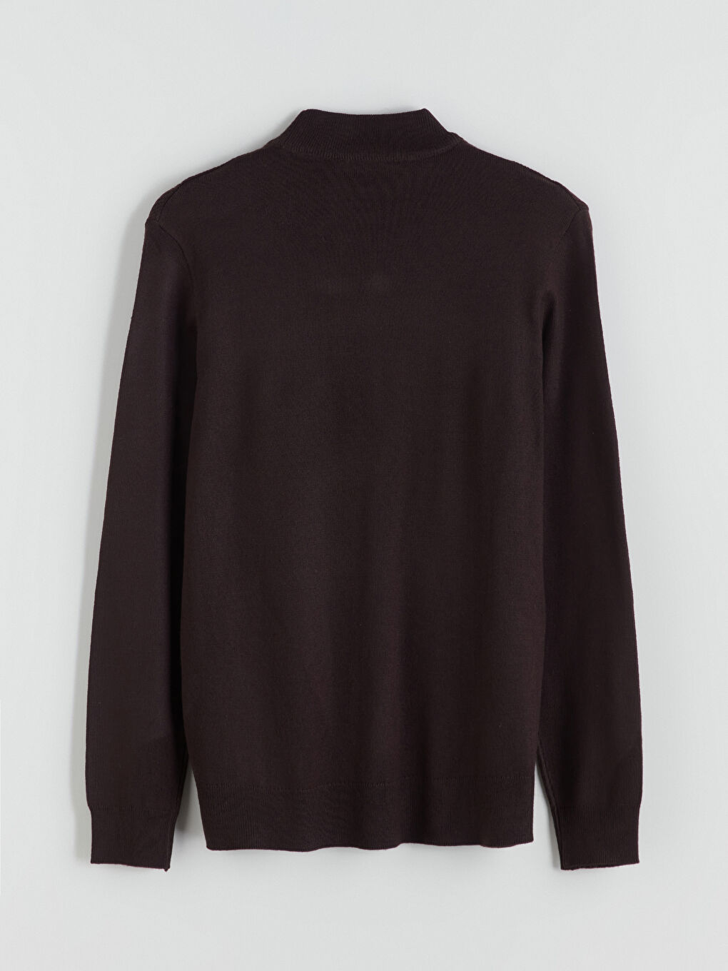 ნახევრად მაღალყელიანი მამაკაცებისთვის ტრიკოტაჟის სვიტერი-5