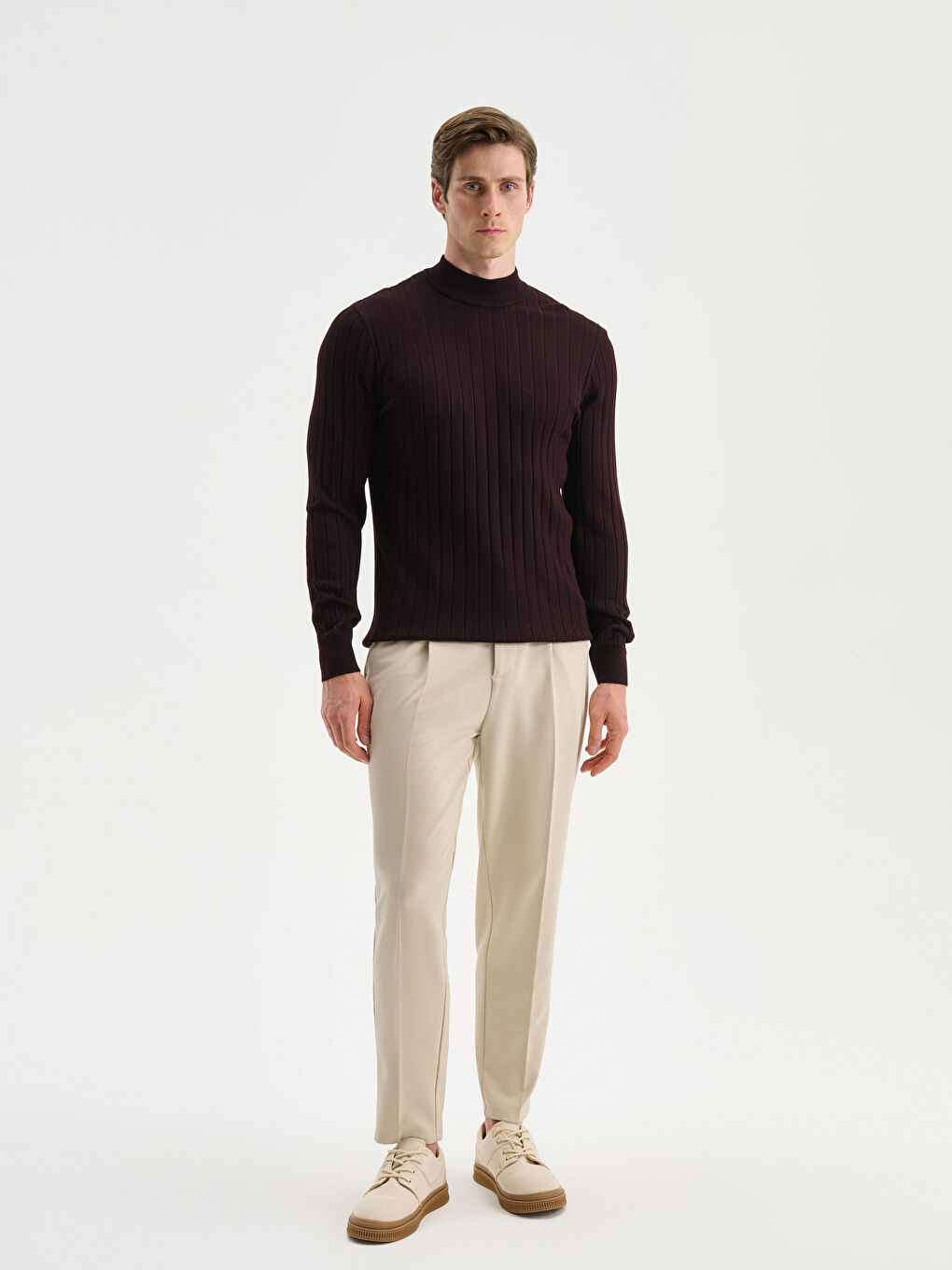 Ерлерге арналған жартылай биік жағалы трикотаж жемпір-1