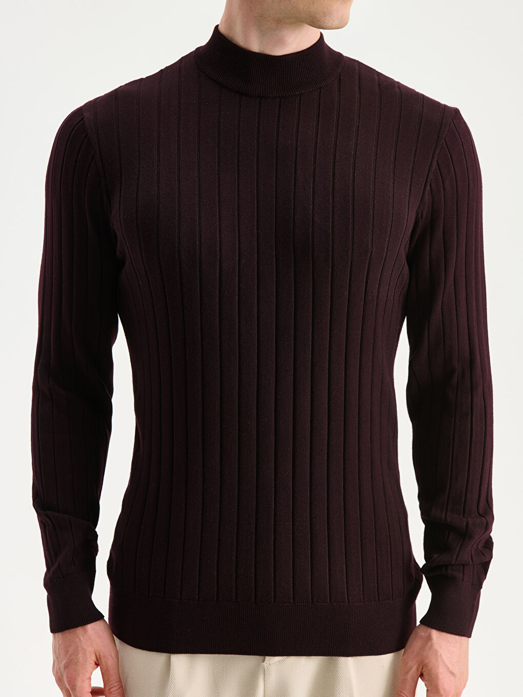 Ерлерге арналған жартылай биік жағалы трикотаж жемпір-2