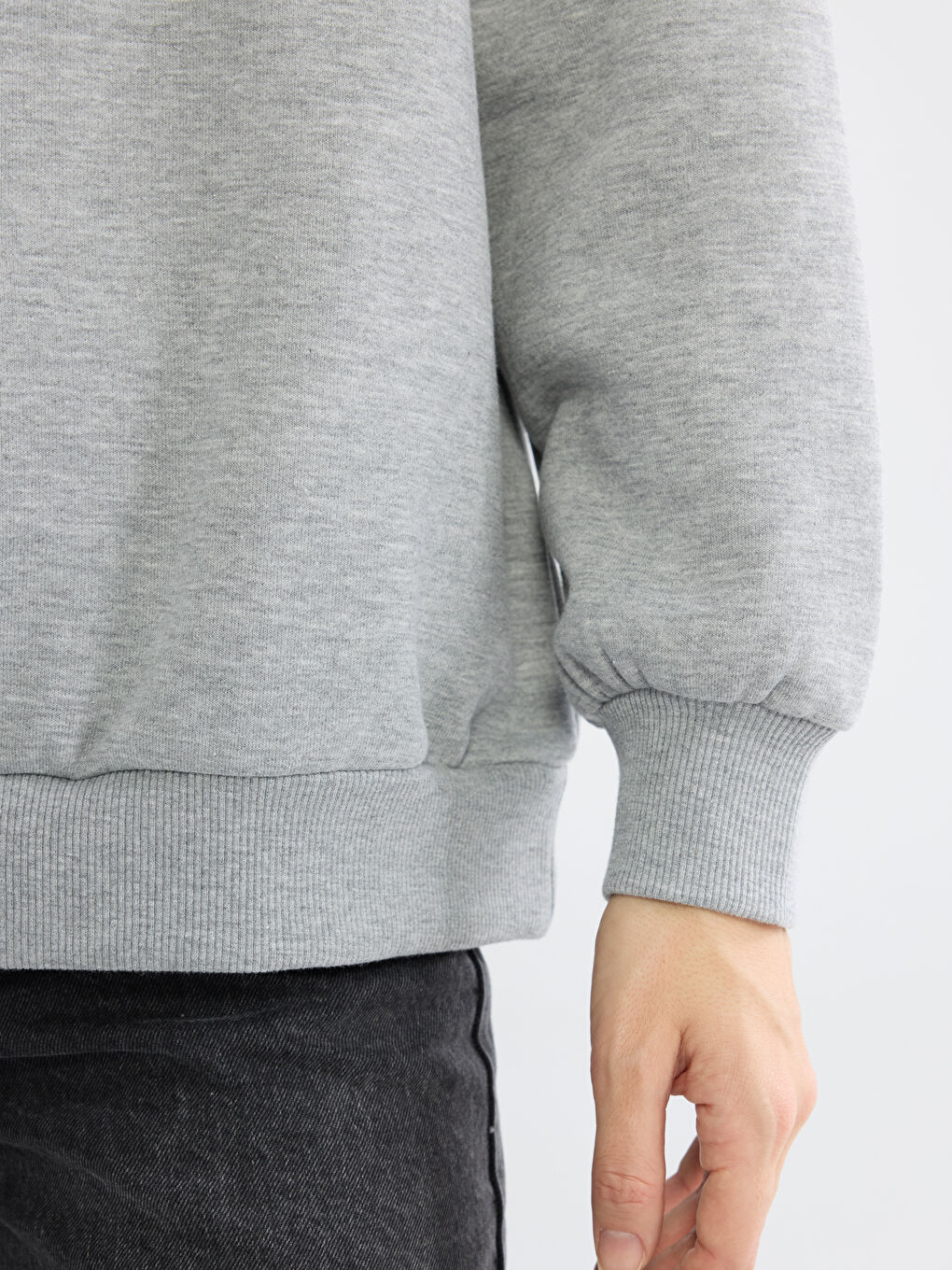 Gri Bisiklet Yaka Oversize Kadın Kalın Sweatshirt-3