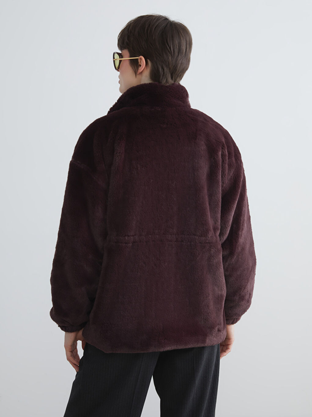 Bordo Dik Yaka Kadın Pelüş Mont-4