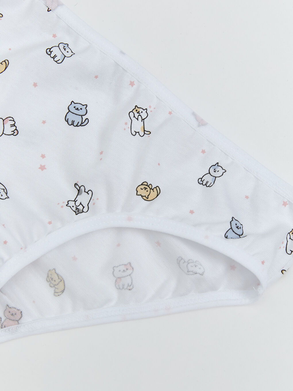 Beyaz Kız Çocuk Külot-1