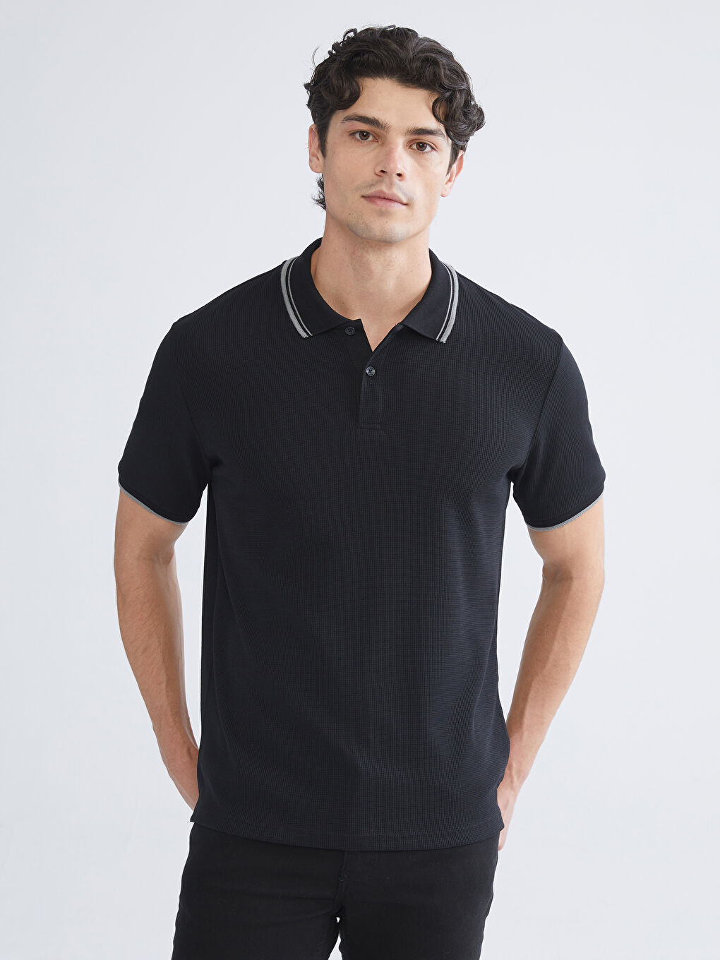 Ανδρικό T-Shirt με Λαιμόκοψη Polo