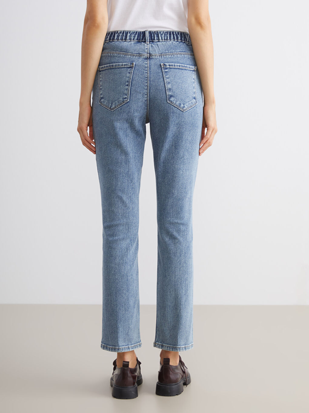 İndigo Beli Lastikli Slim Fit Kadın Jean Pantolon-4