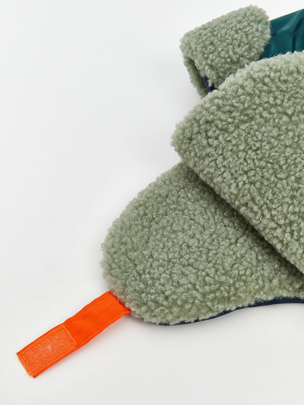 Yeşil İçi Kürklü Erkek Çocuk Kar Şapkası-2