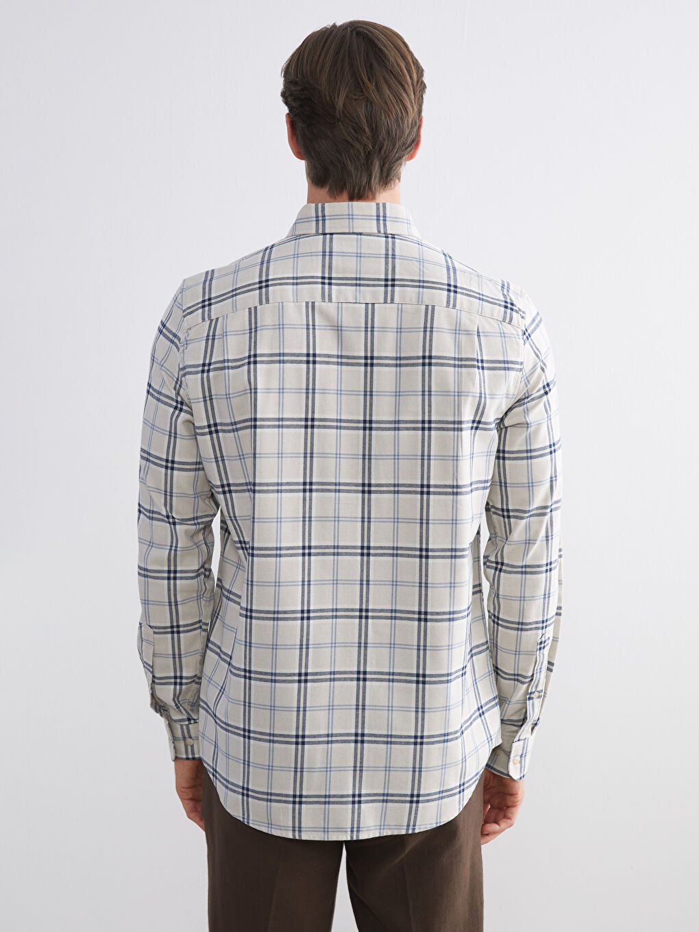 قميص رجالي بنقشة المربعات بقصة عادية-3