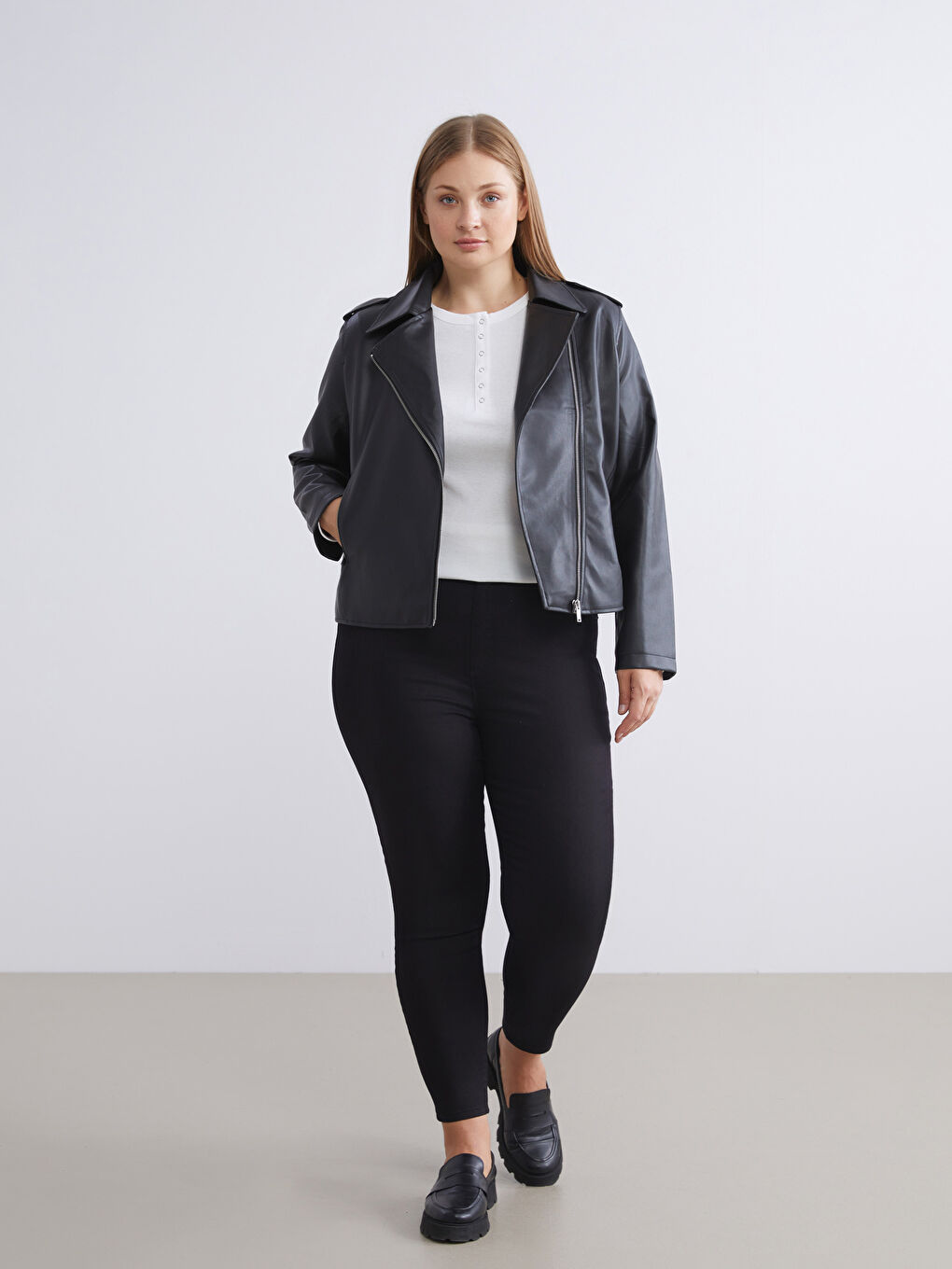 Siyah Slim Fit Kadın Jean Pantolon-1