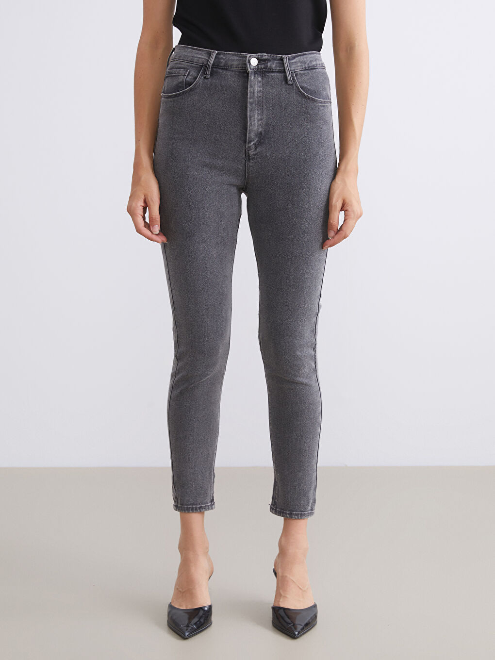 Gri Slim Fit Kadın Jean Pantolon-3