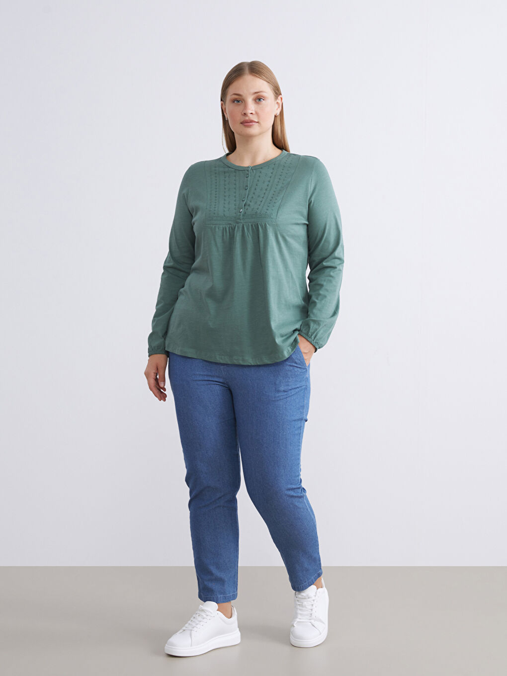 Mavi Beli Lastikli Carrot Fit Kadın Jean Pantolon-1