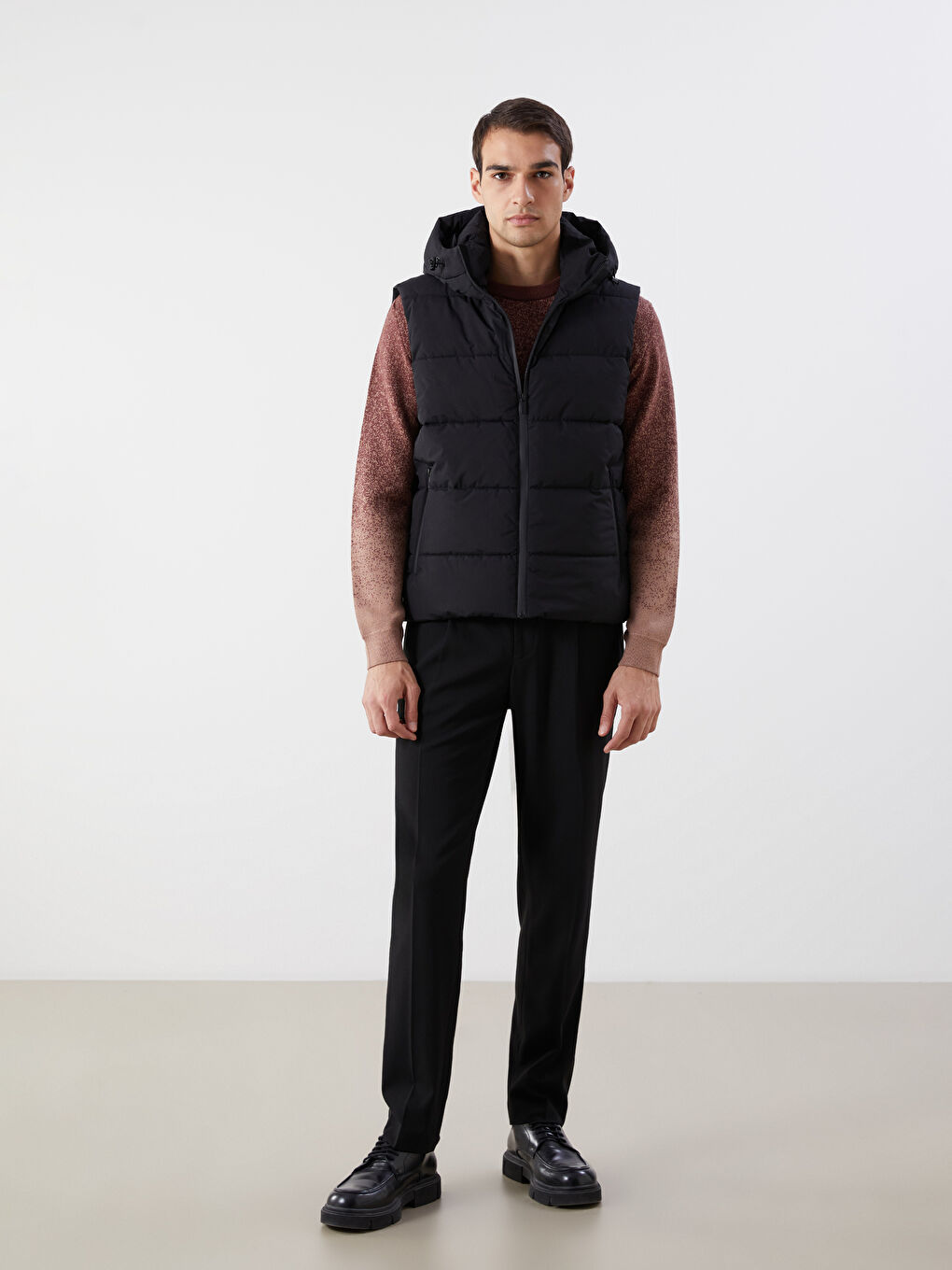 Regular Fit Hooded Men's Puffer Gilet-1