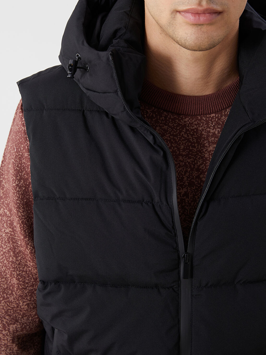 Regular Fit Hooded Men's Puffer Gilet-2