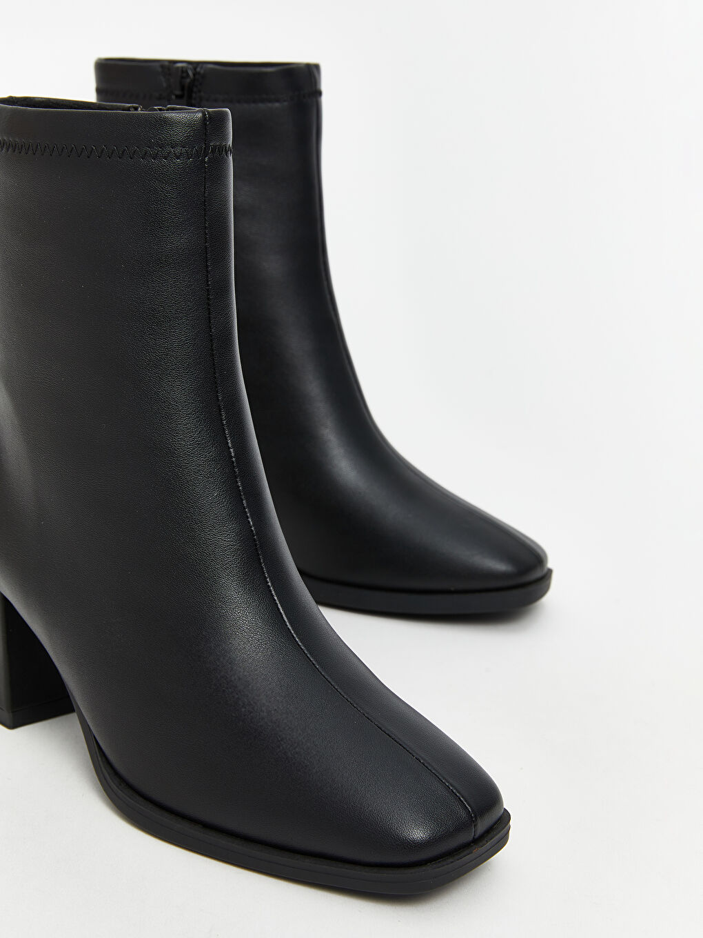 Women's Leather Look Zippered Heeled Boots-2