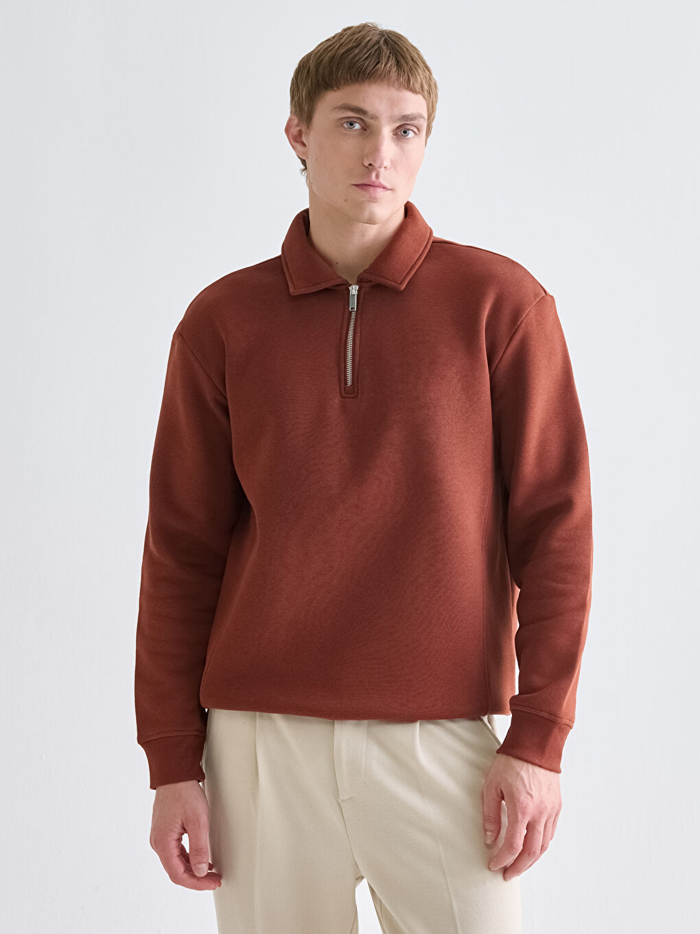 Ерлер қоңыр Свитшот