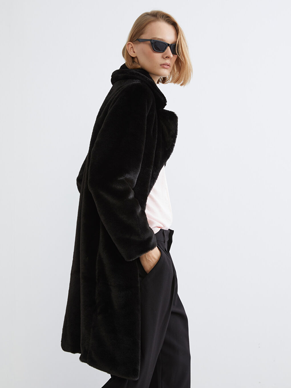 Jacket Neck Women's Fur Overcoat