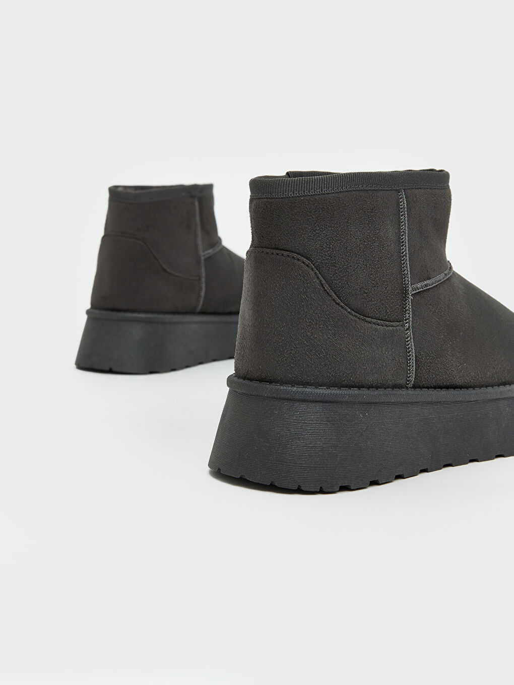 Pelzgefütterter Damenstiefel-4