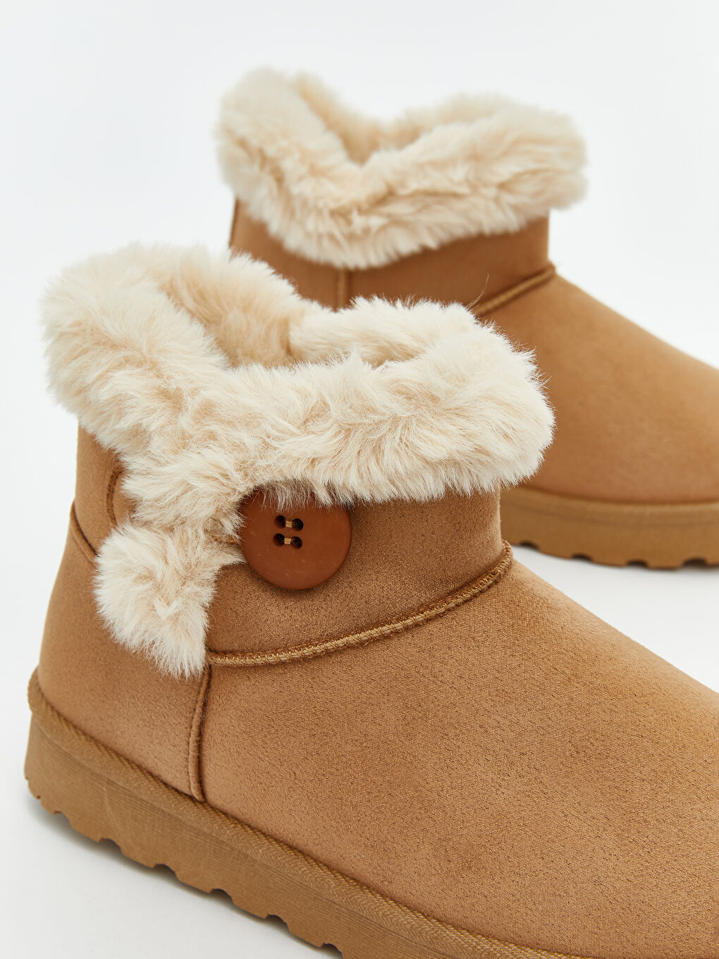 Fur-Lined Women's Boot-2