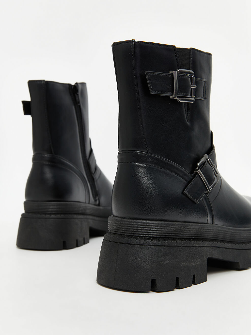 Woman BLACK Boots-4