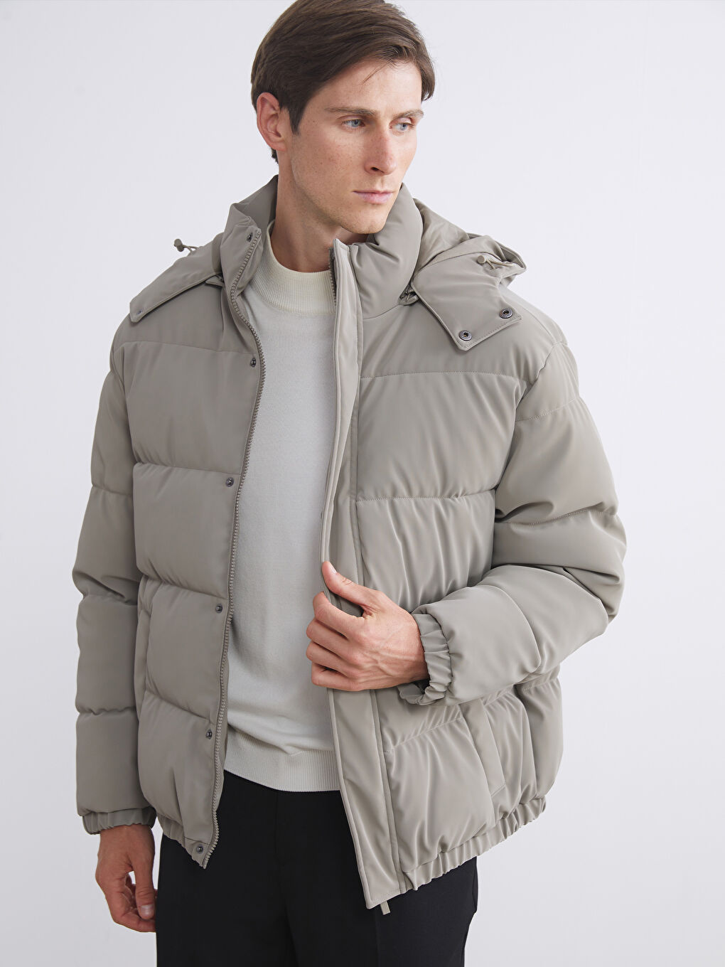 Relaxed Fit Hooded Men's Puffer Coat