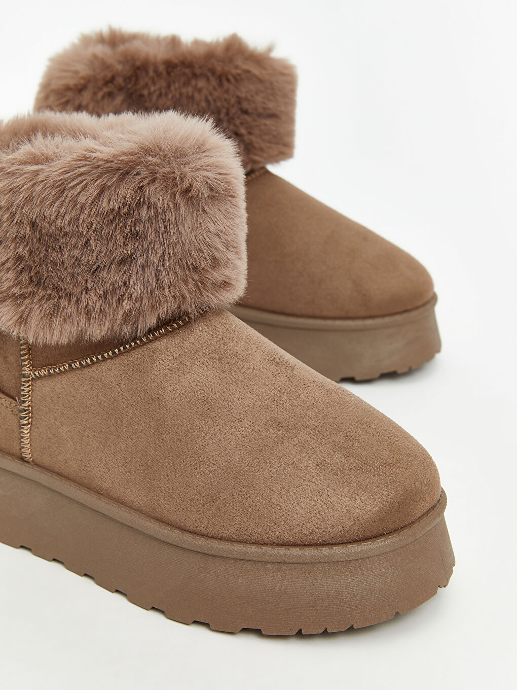 Fur-Lined Women's Boot-2