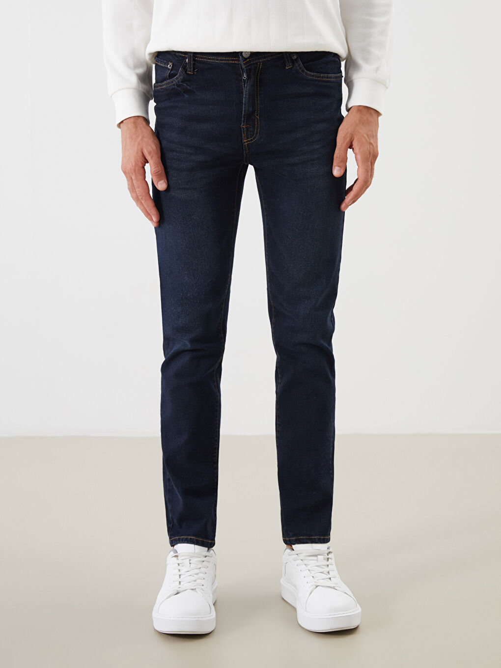Мужские джинсы слим фит-1