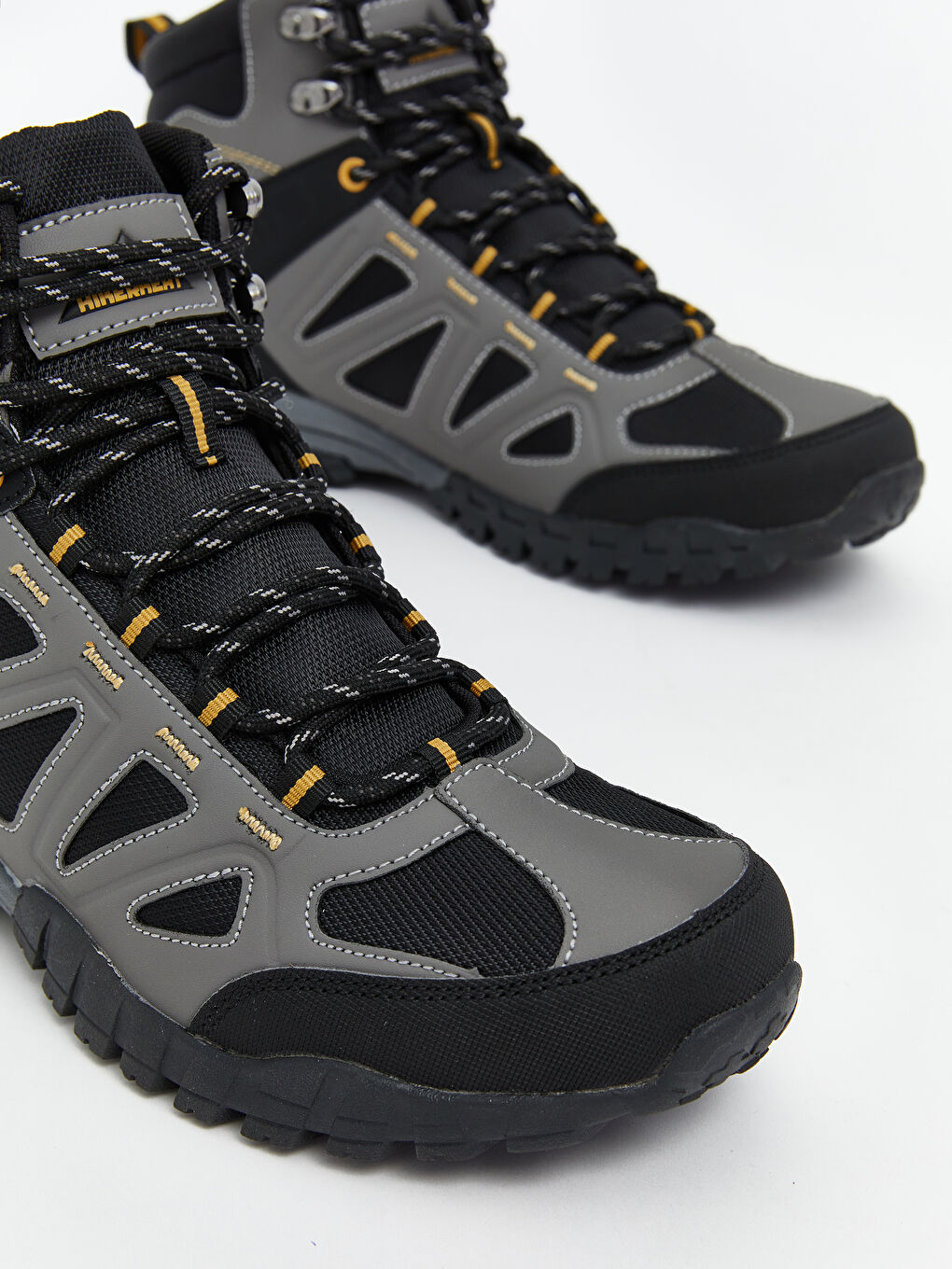 Lace-Up Men's Trekking Boot-2