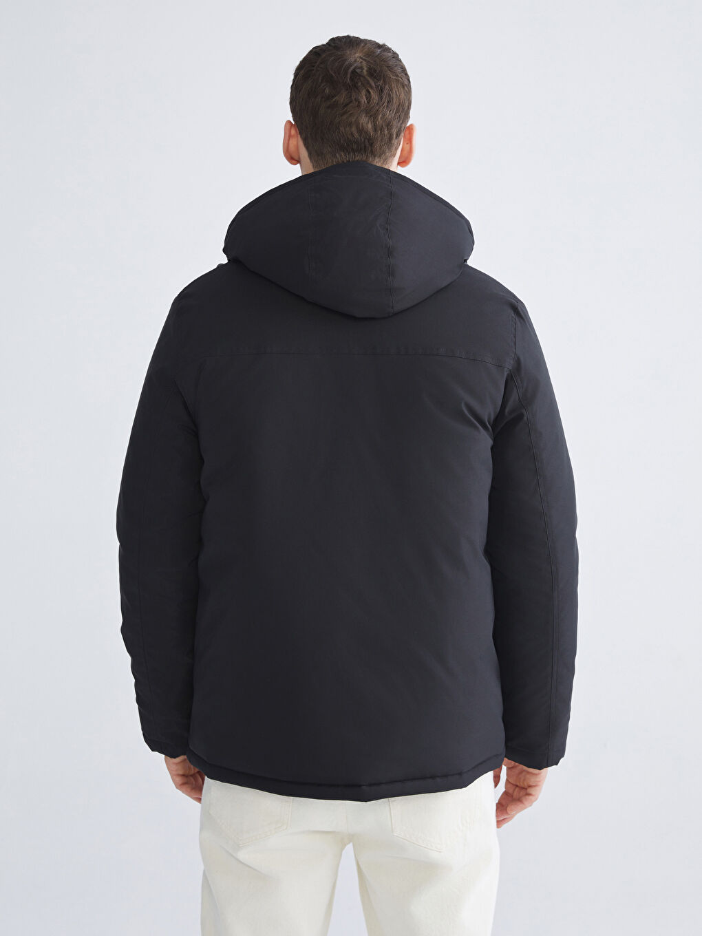 Standart Kalıp Kapüşonlu Erkek Mont-4