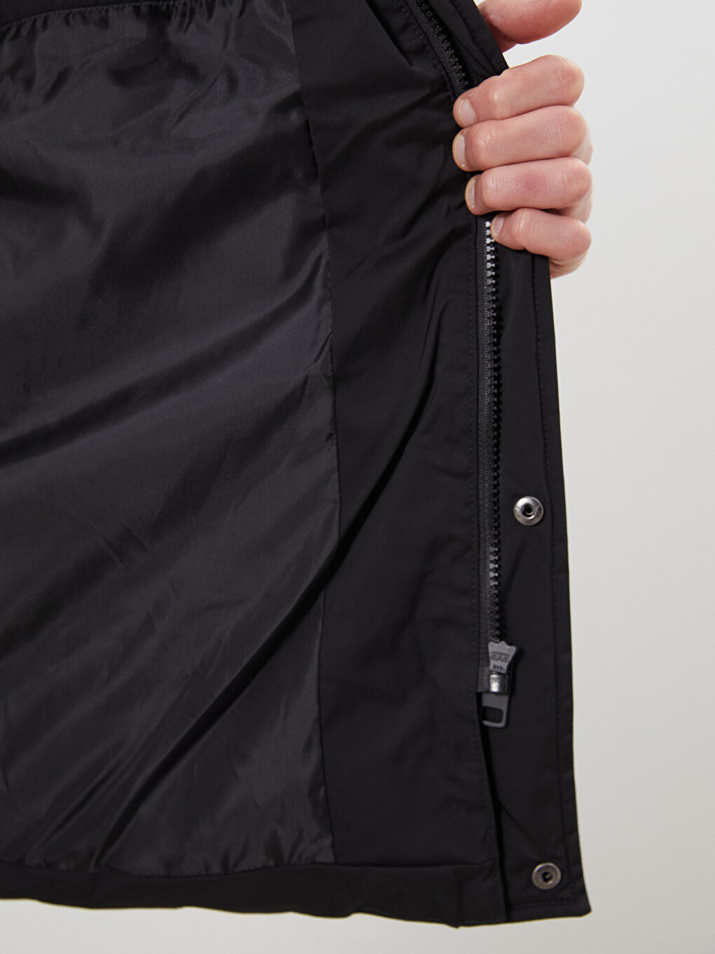 Standard Fit Hooded Men's Puffer Coat-2