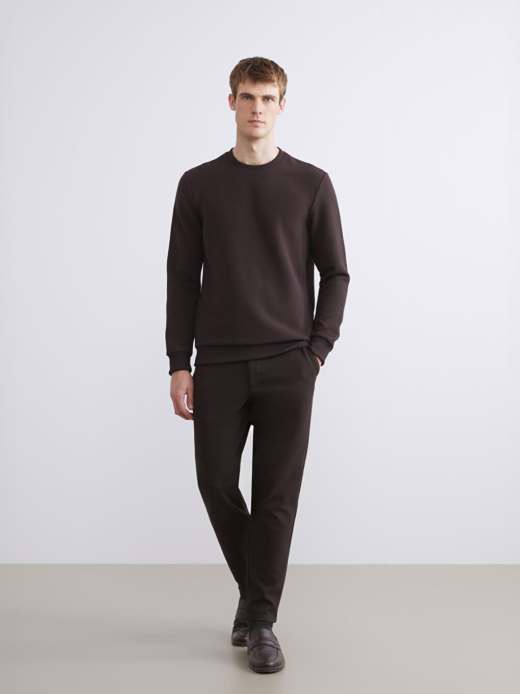 მრგვალი საყელო მამაკაცის სპორტული ზედა-1