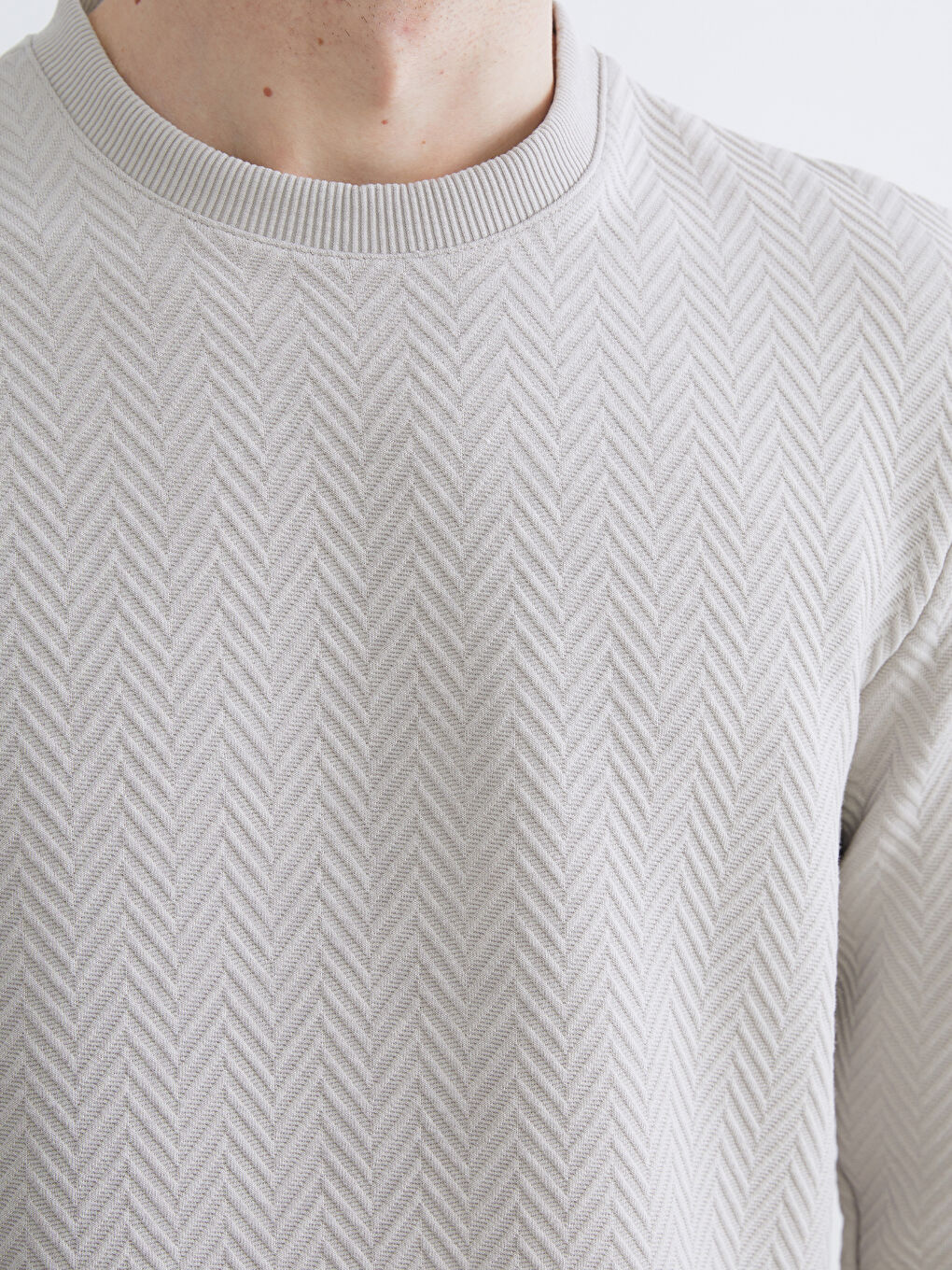 მრგვალი საყელო მამაკაცის სპორტული ზედა-2