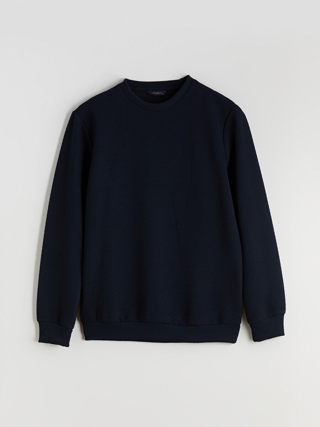 მრგვალი საყელო მამაკაცის სპორტული ზედა-4