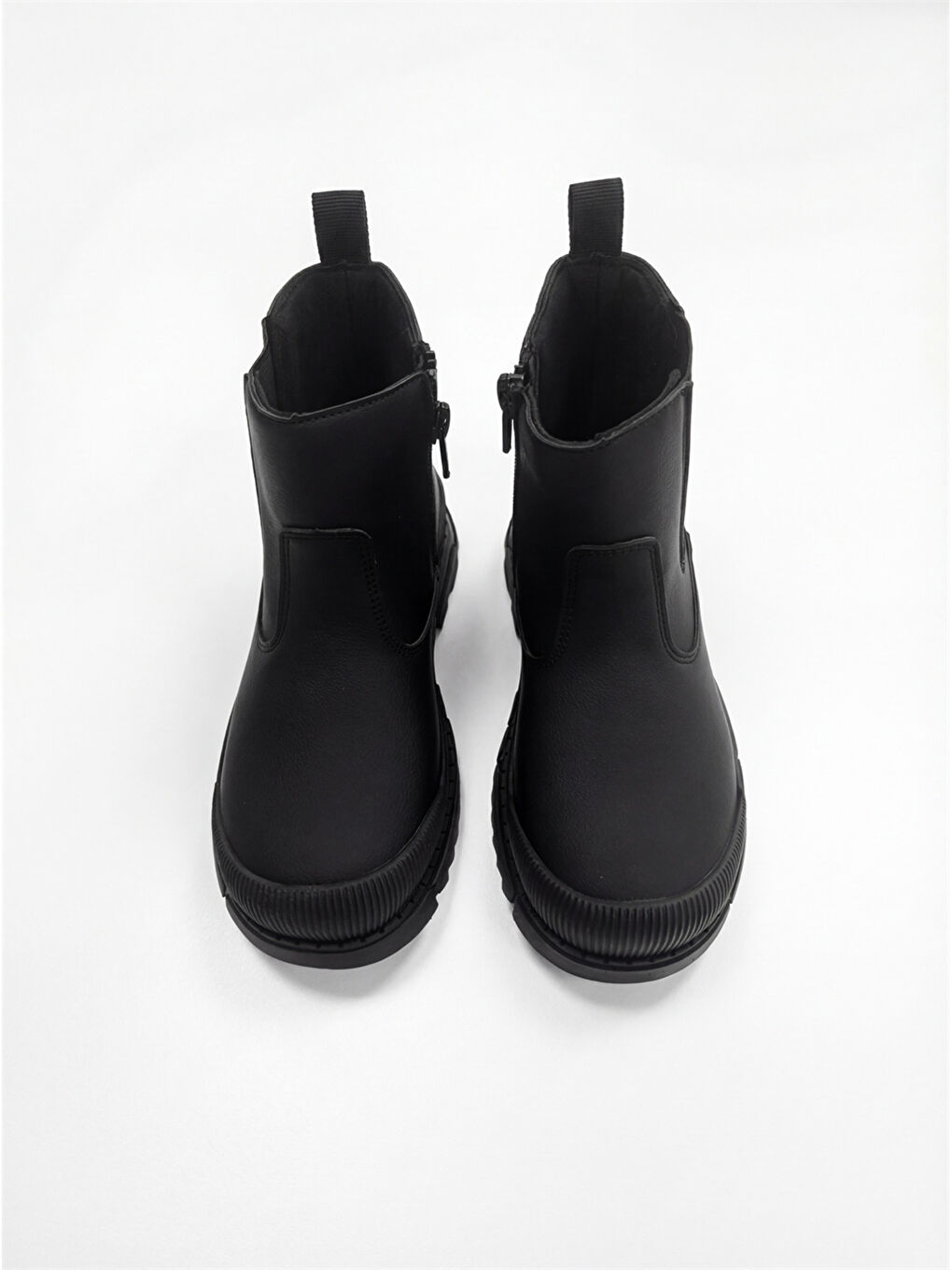  Deri Görünümlü Erkek Çocuk Bot-2