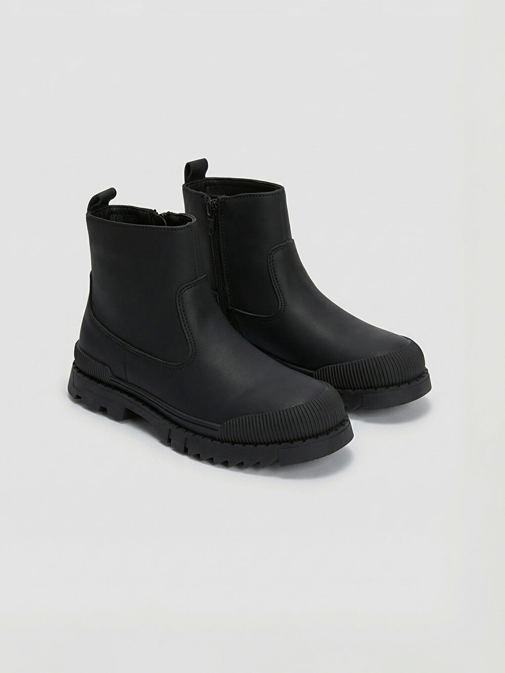 Cizmă băieți cu aspect de piele