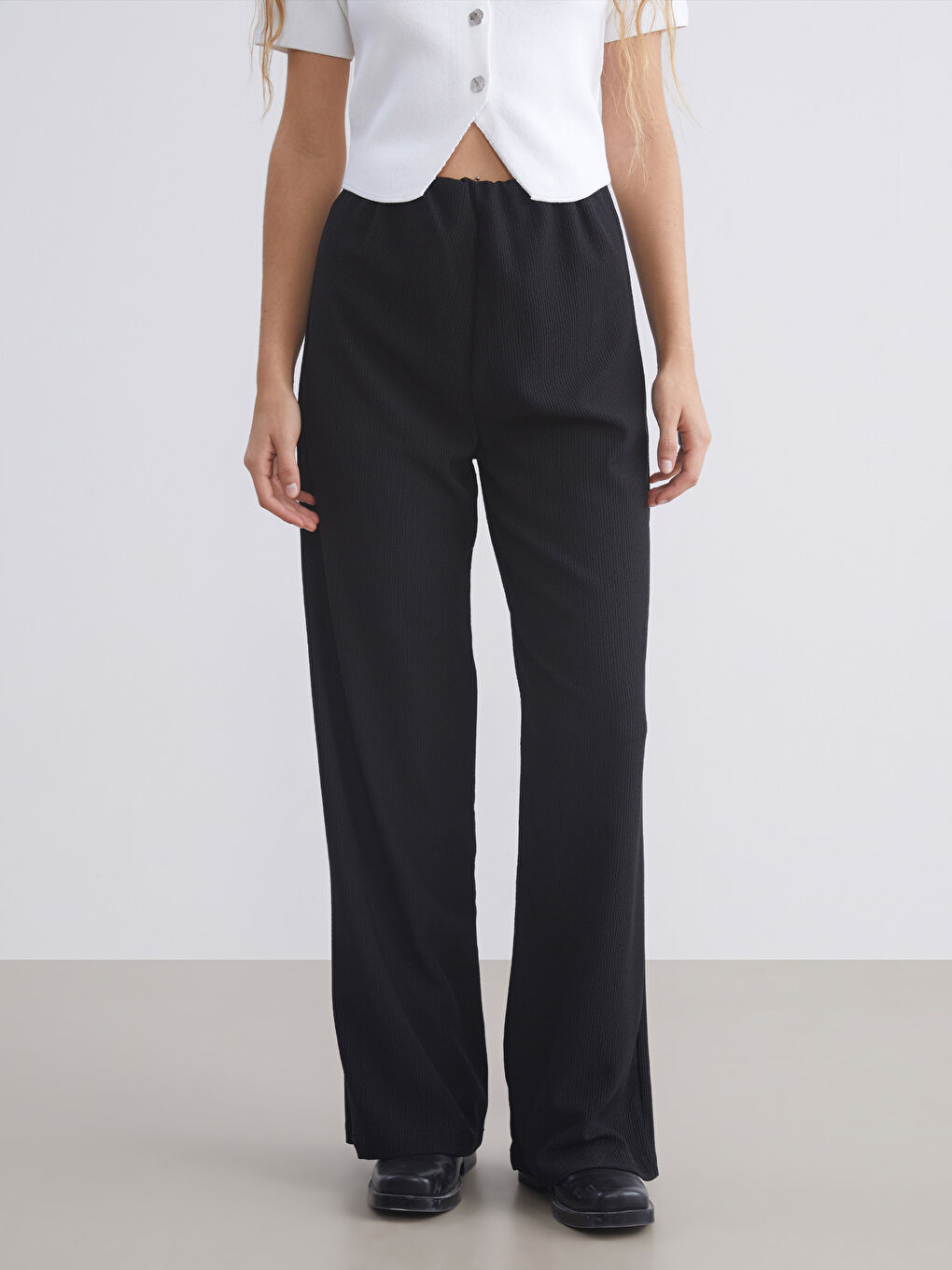 Women's Sweatpants with Elastic Waist-2
