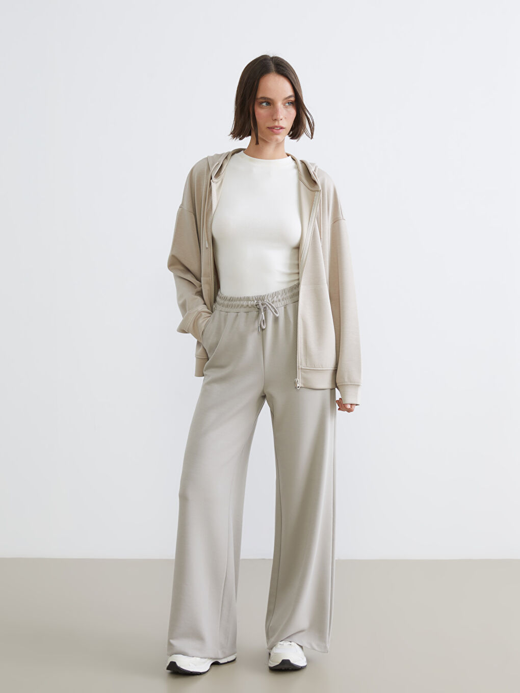 Elasticated Waist Wide Leg Women's Sweatpants